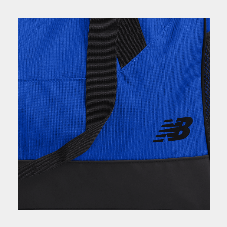 ESSENTIALS MEDIUM DUFFEL