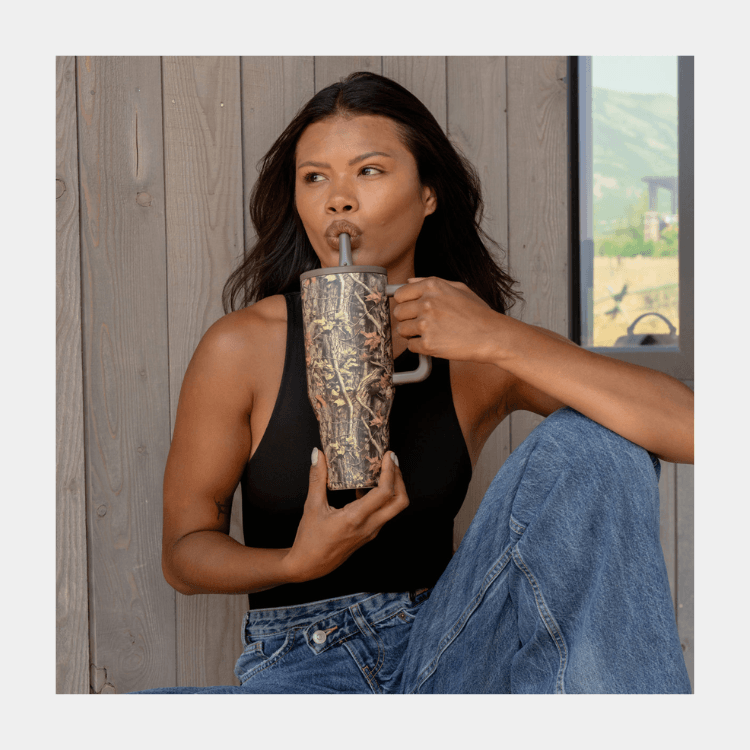 HydroJug Traveler 32oz Tumbler