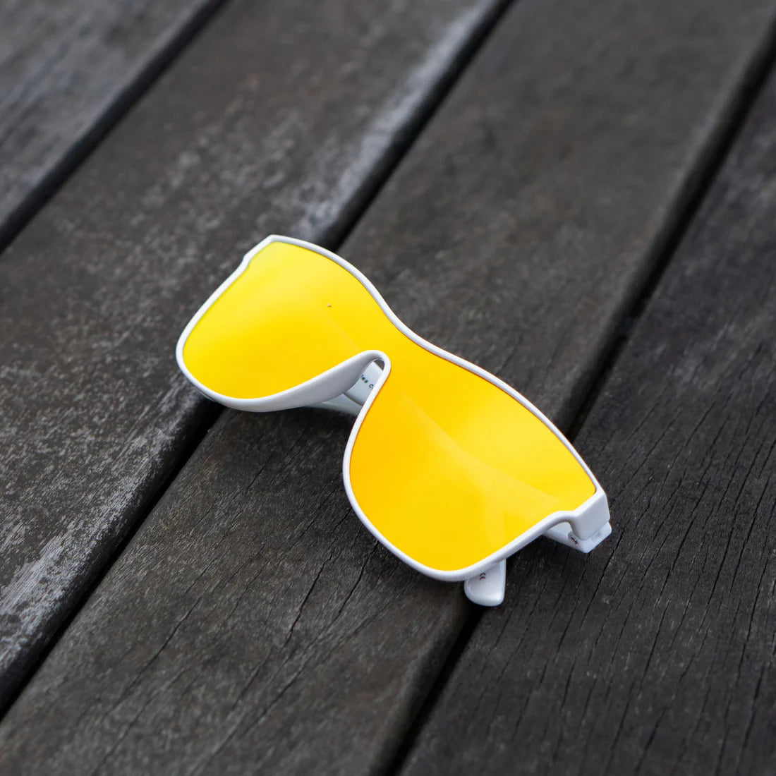 Golden Dreams Flare Sunglasses