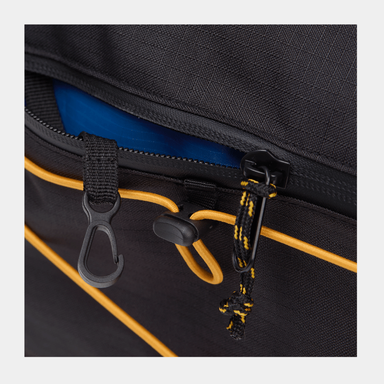 City Vibes Sling Bag