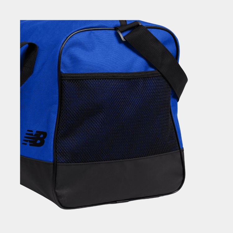 ESSENTIALS MEDIUM DUFFEL