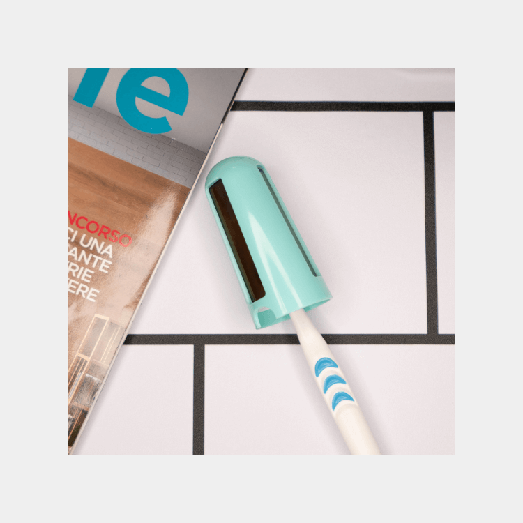 Mobilesteri Solar-Powered UV-C Steriliser Toothbrush Cap