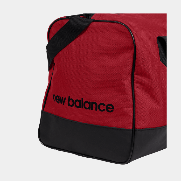 ESSENTIALS MEDIUM DUFFEL