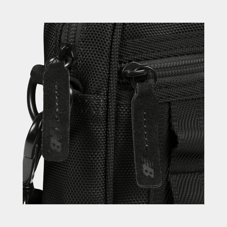 LEGACY ICON, SMALL SLING BAG