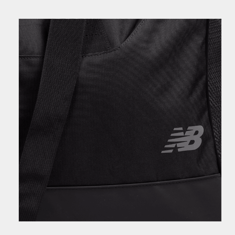 ESSENTIALS LARGE DUFFEL