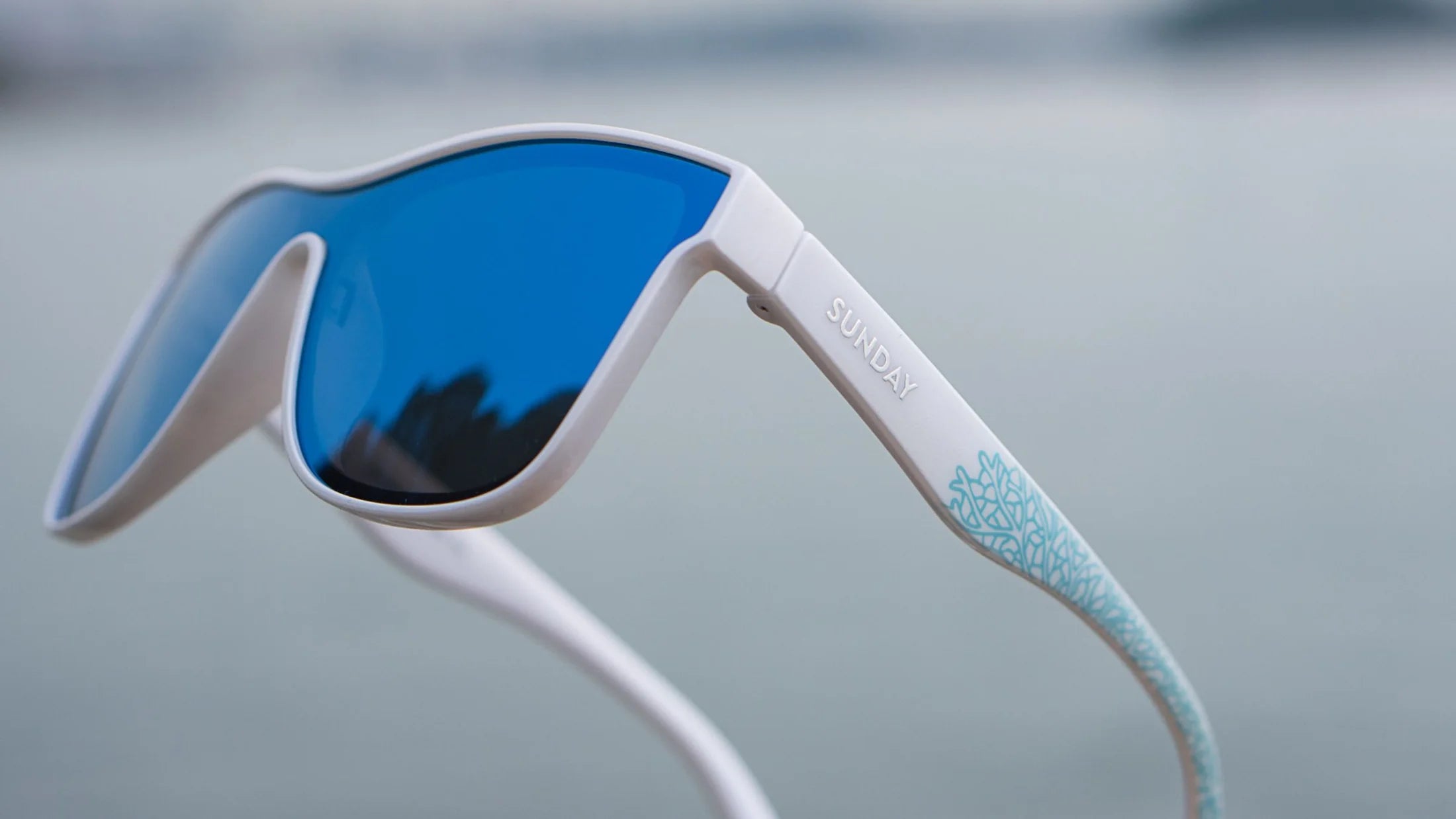 Love The Ocean Corals Flare Sunglasses